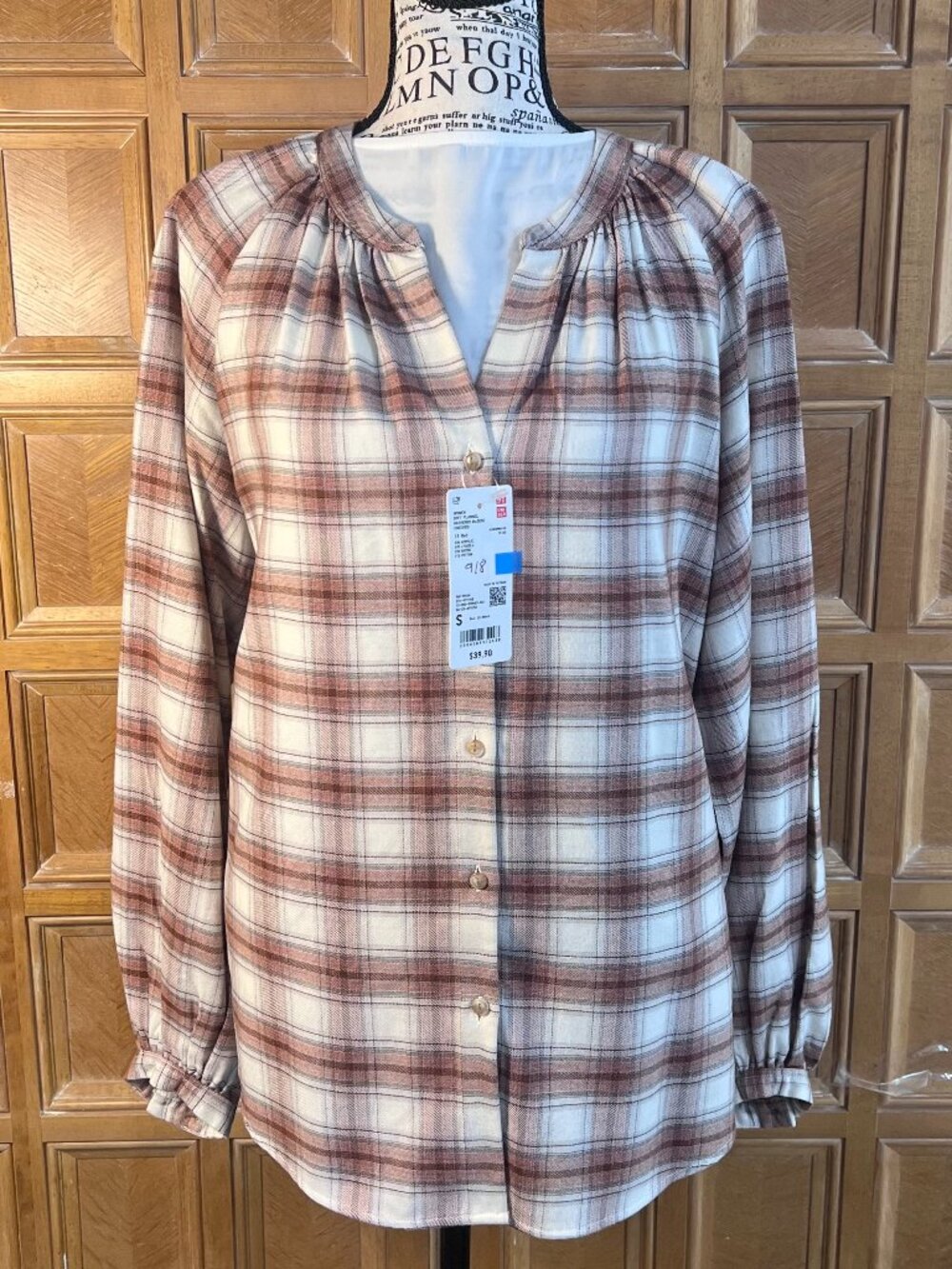 UNIQLO Women’s Soft Flannel Gathered Blouse – Checked Plaid – Size Small